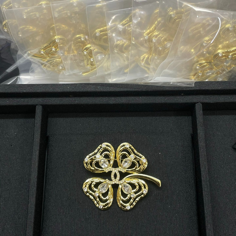Openwork Four-Leaf Clover Brooch