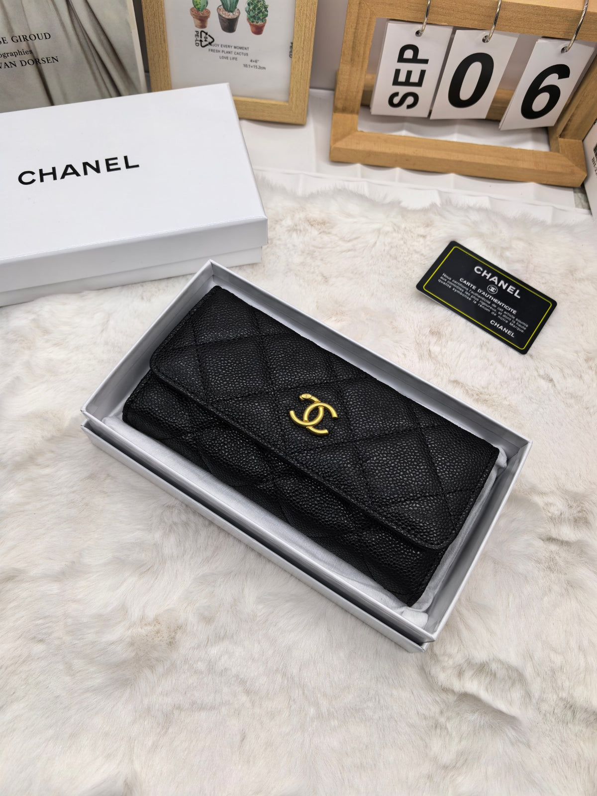 Diamond Quilted Long Flap Wallet 022