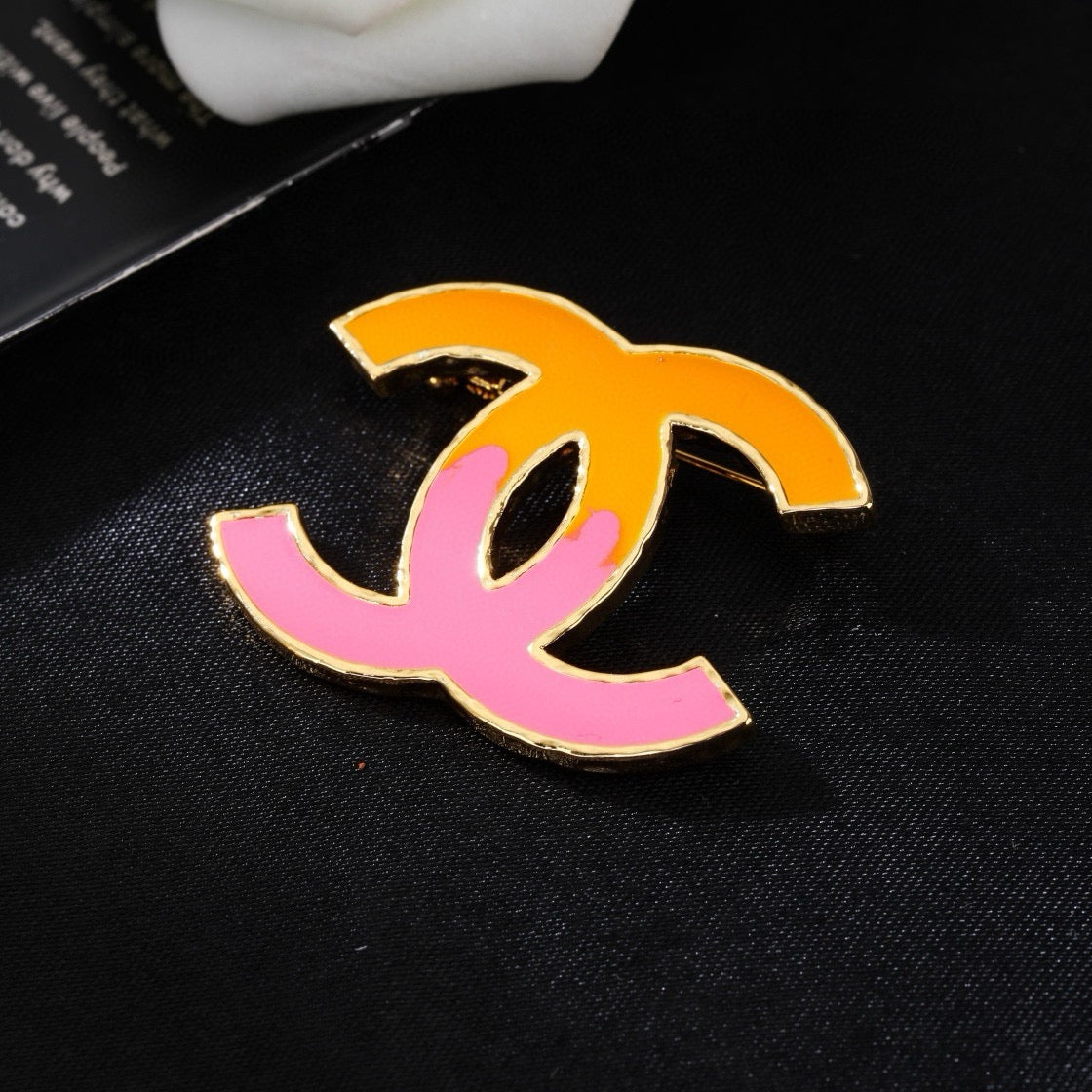 Two-Tone Color-Inlay Emblem Brooch