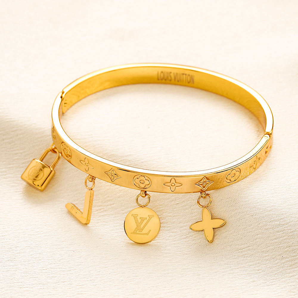 Bracelet jonc multi-breloques monogramme en acier inoxydable 304