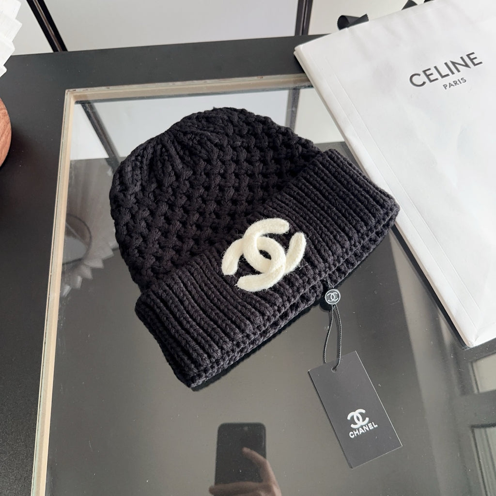 Chunky Cable Knit Cuffed Beanie