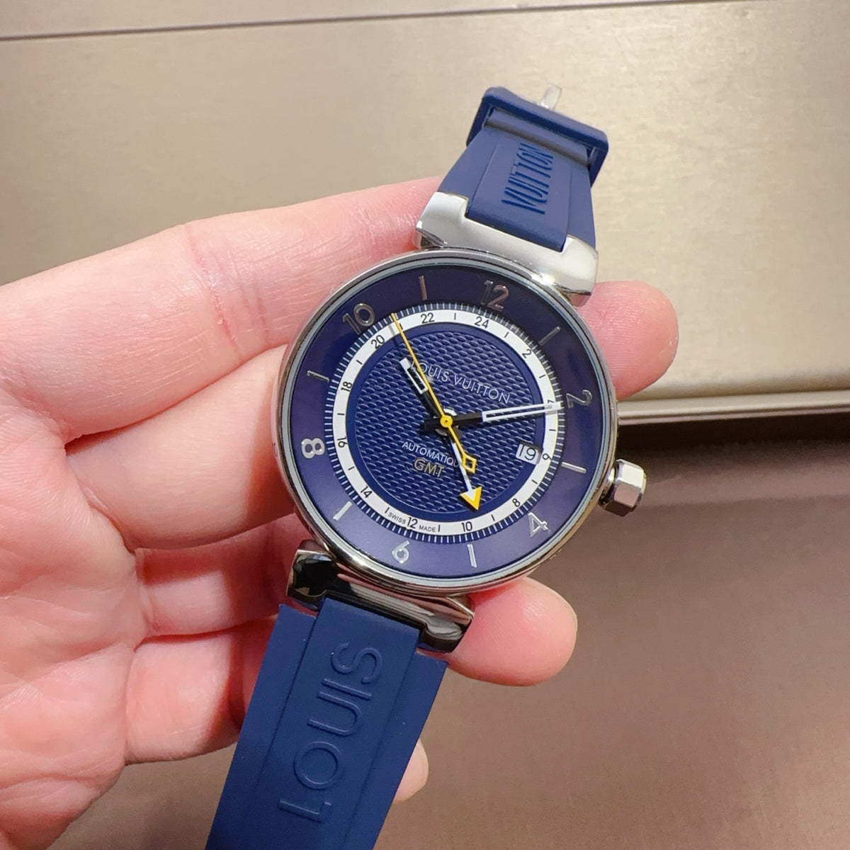 42mm Blue Dial Quartz Watch with Blue Strap 009