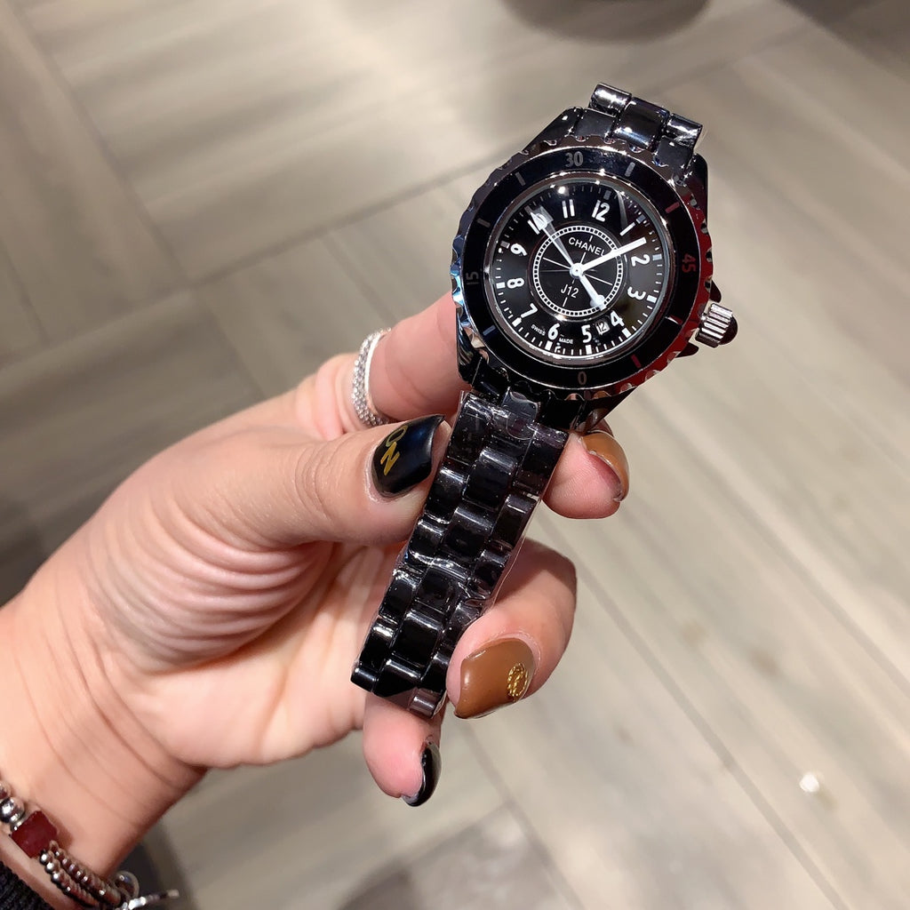 Montre bracelet ronde à quartz - 32 mm et 39 mm 005