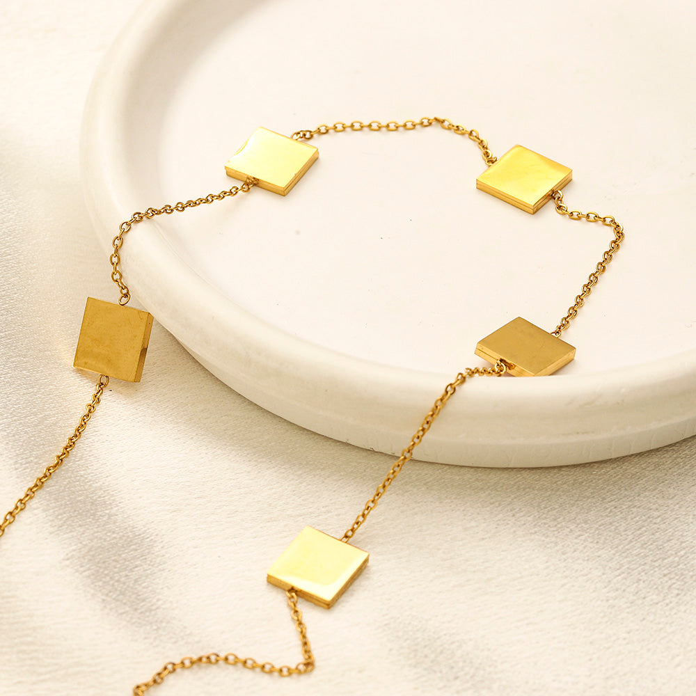 304 Stainless Steel Geometric F-Motif Station Necklace