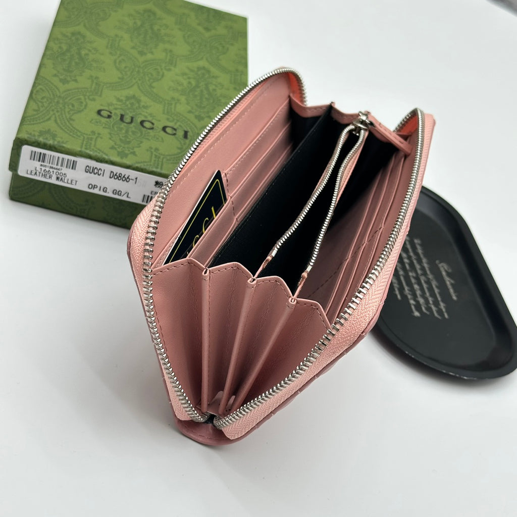 Chevron Quilted Long Zip Wallet 011