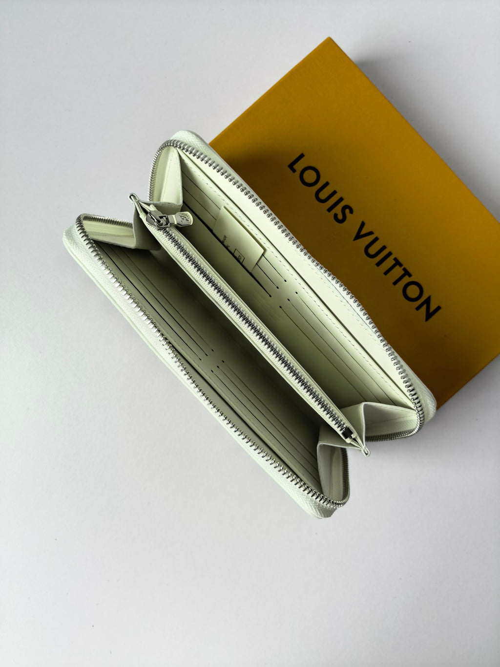 Portefeuille long multicolore à monogramme 005