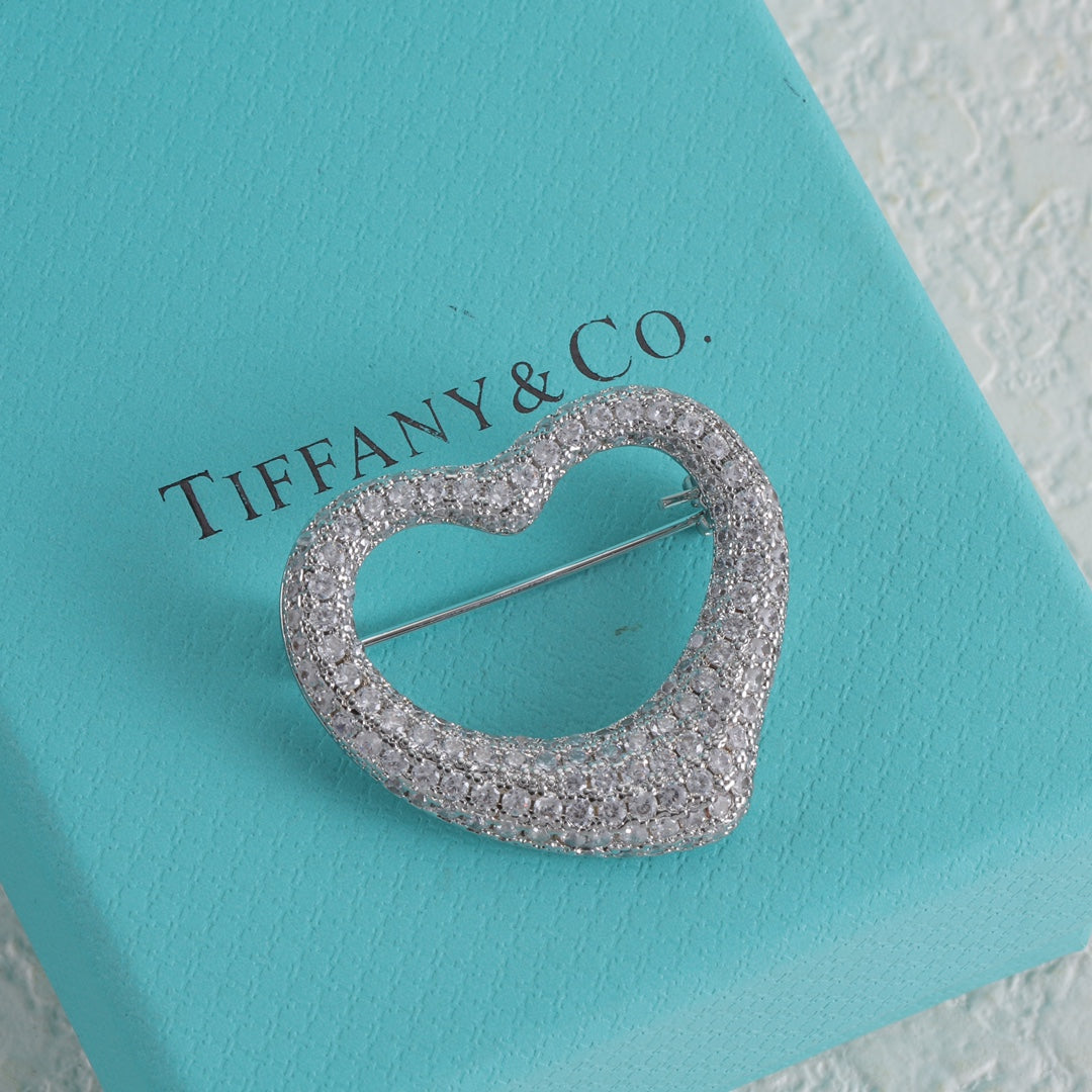 Sparkling Heart Outline Brooch