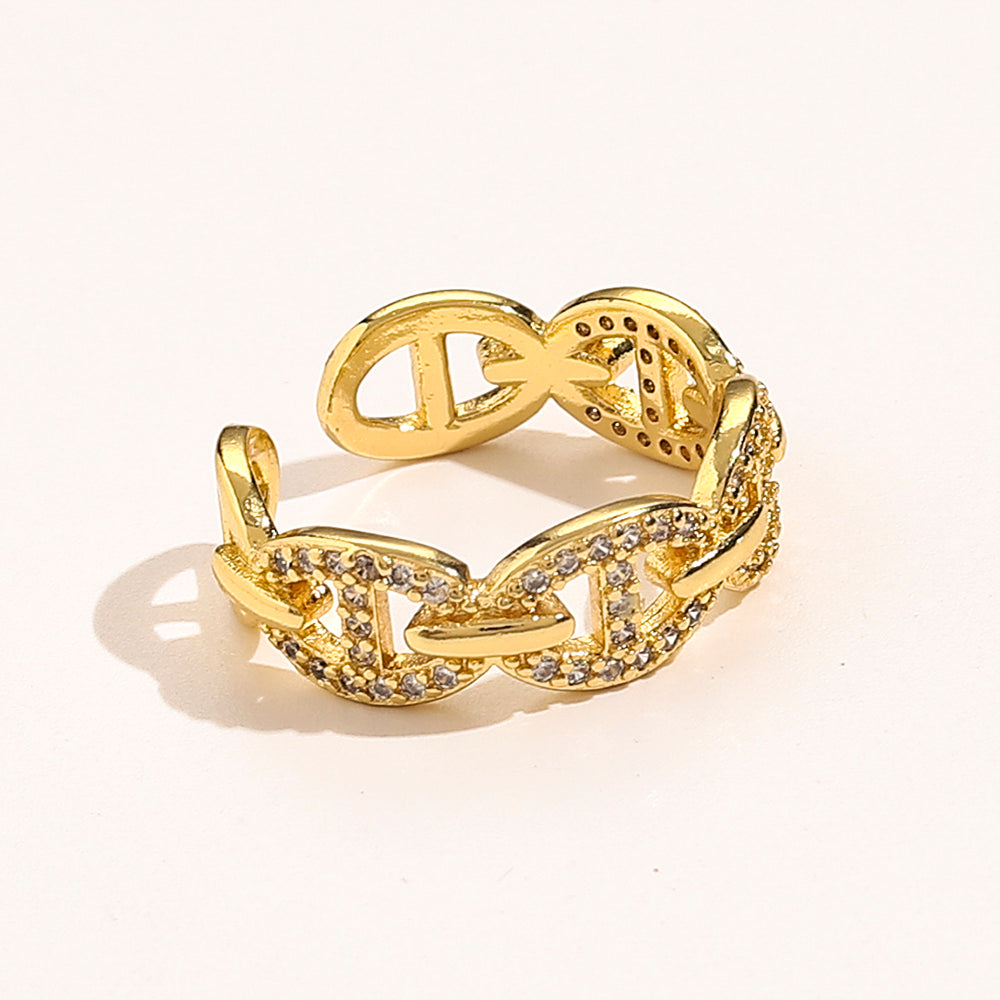 Open Chain-Link Ring with Stone Accents