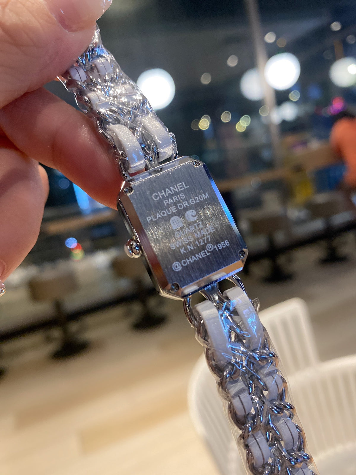 Rectangular Quartz Watch with Sparkling Chain Bracelet 003