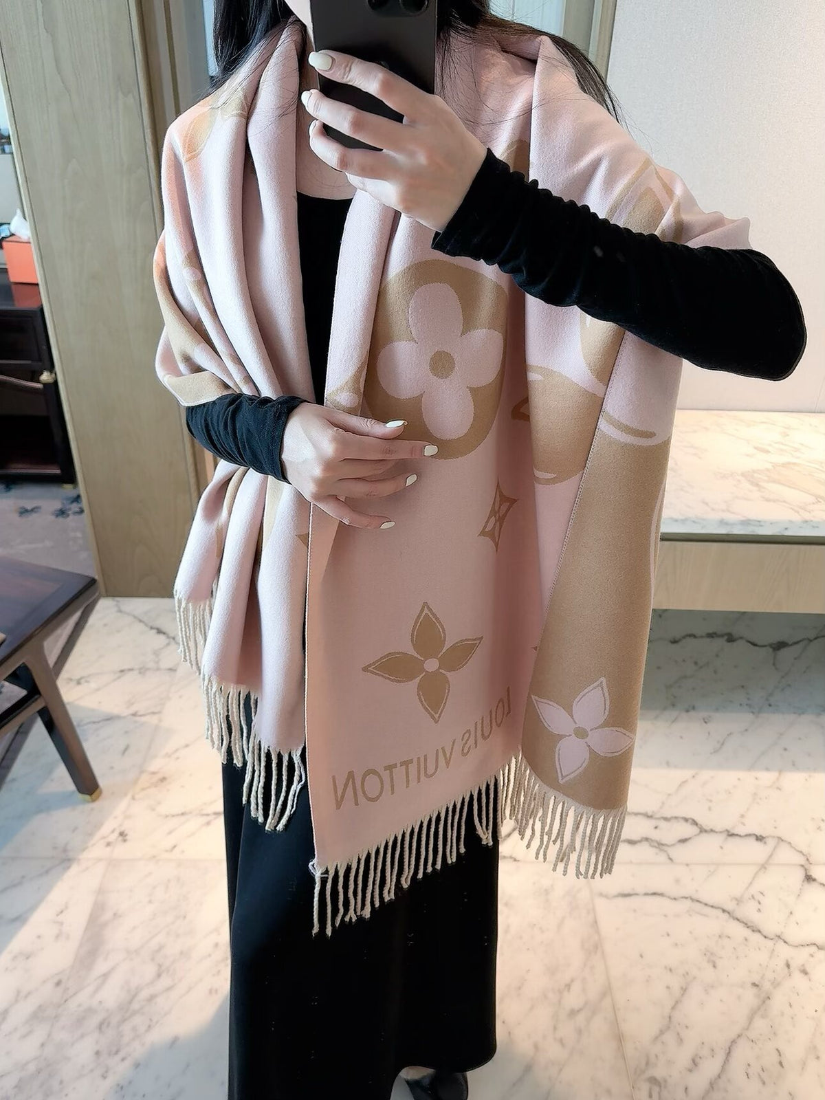 Two-Tone Floral Motif Fringed Scarf