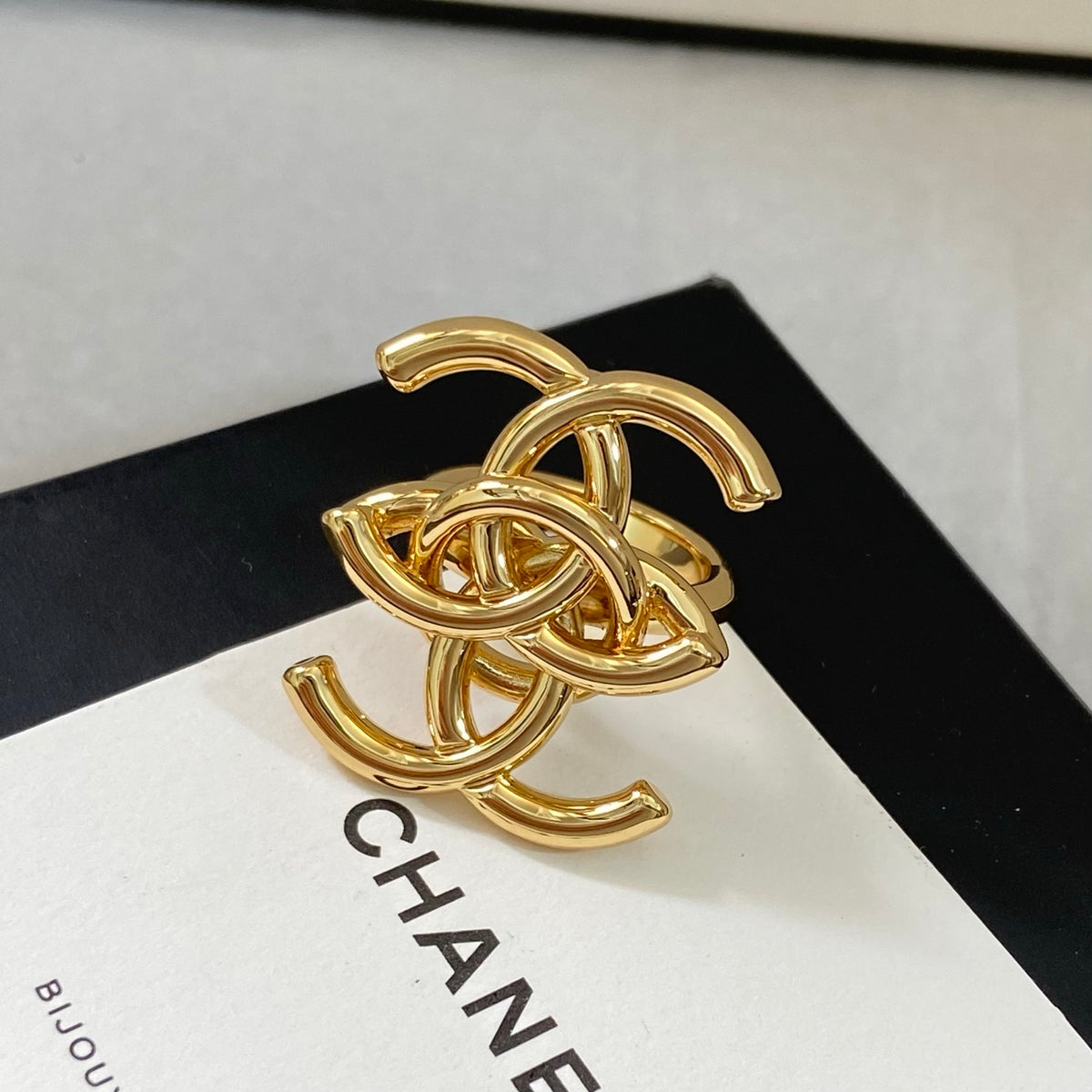 Polished Interlocking Emblem Statement Ring