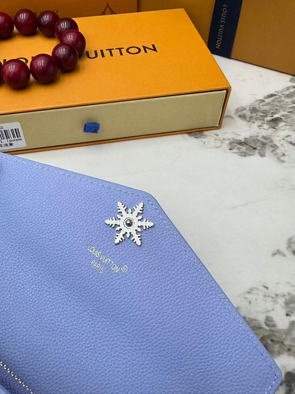 Embossed Envelope Wallet 002