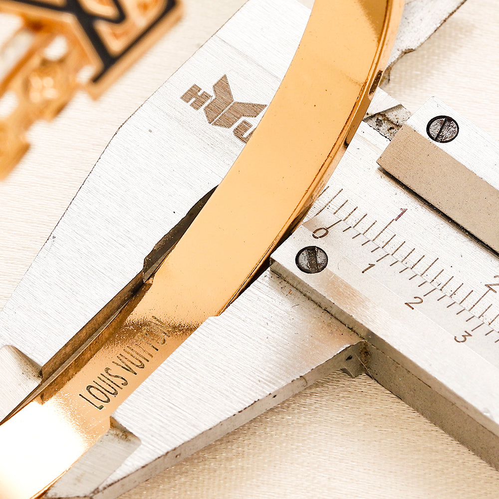 Bracelet jonc monogramme en acier inoxydable 304 à bord perlé
