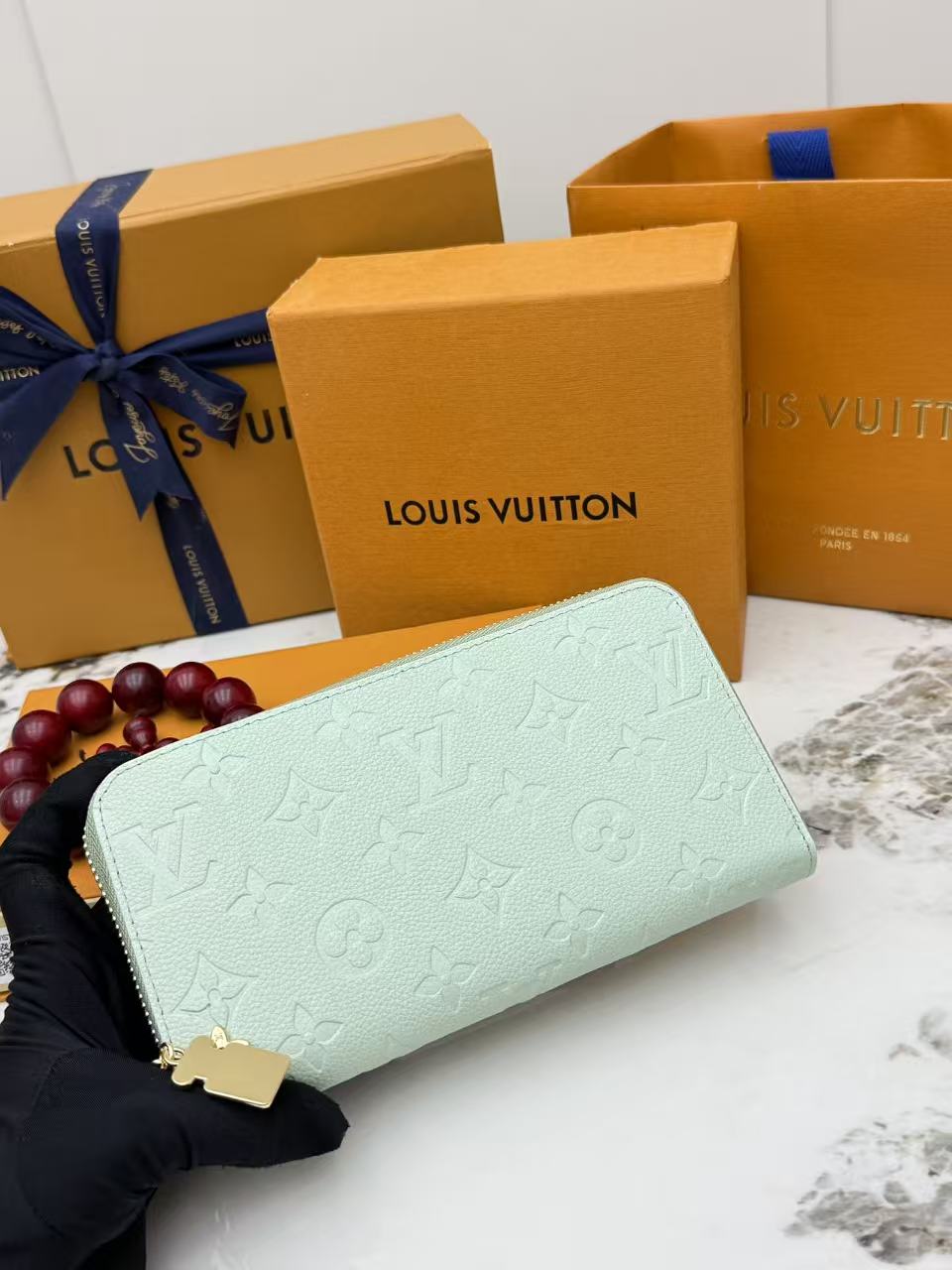 Pastel Zip-Around Long Wallet 037