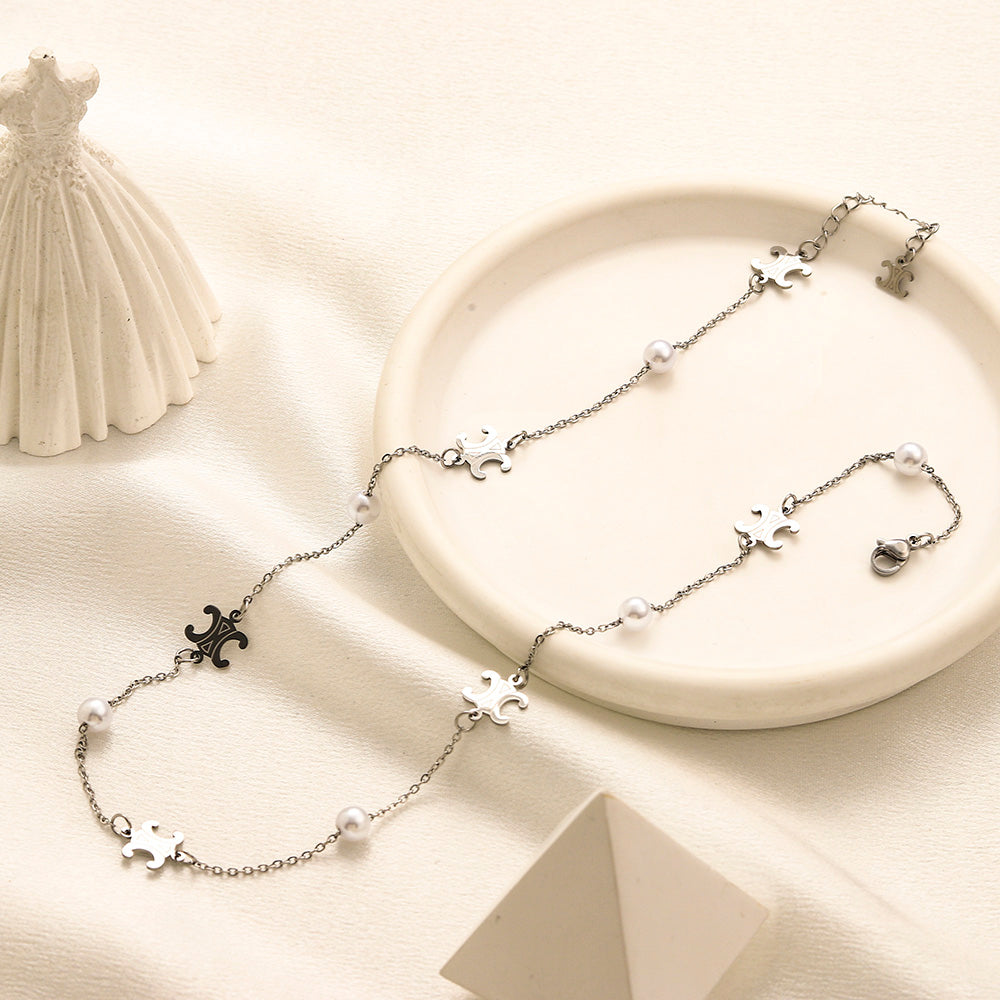 304 Stainless Steel White Bead & Quatrefoil Necklace