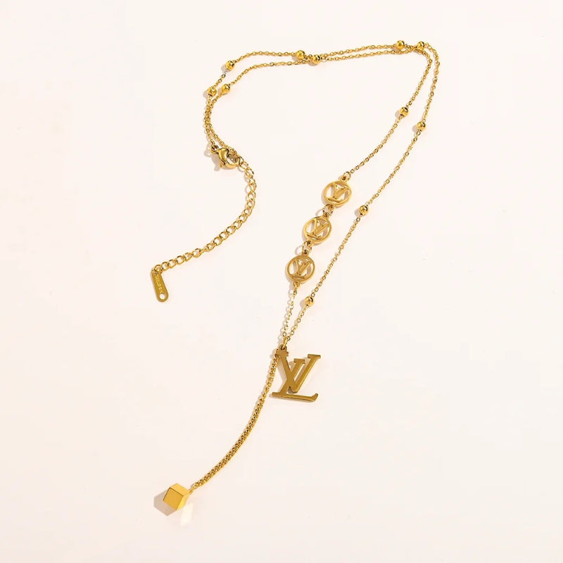 Collar tipo Y con inicial de acero inoxidable 304 y dije de corazón