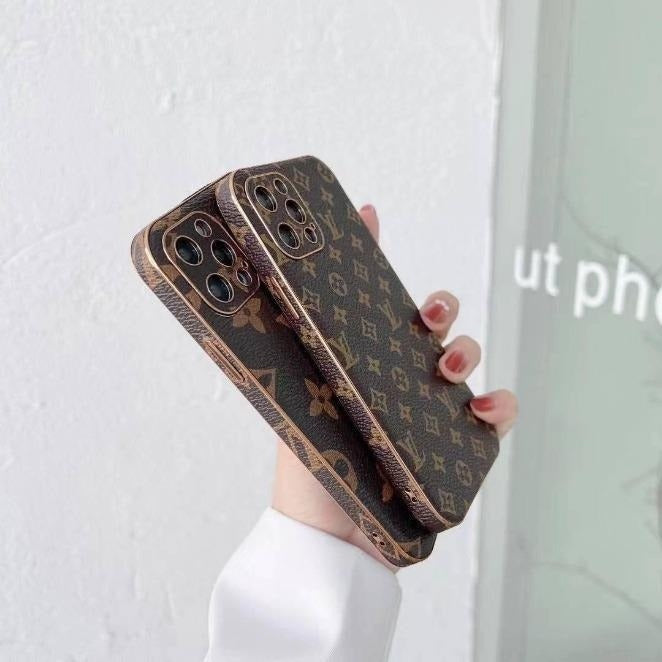 Funda para móvil con monograma clásico