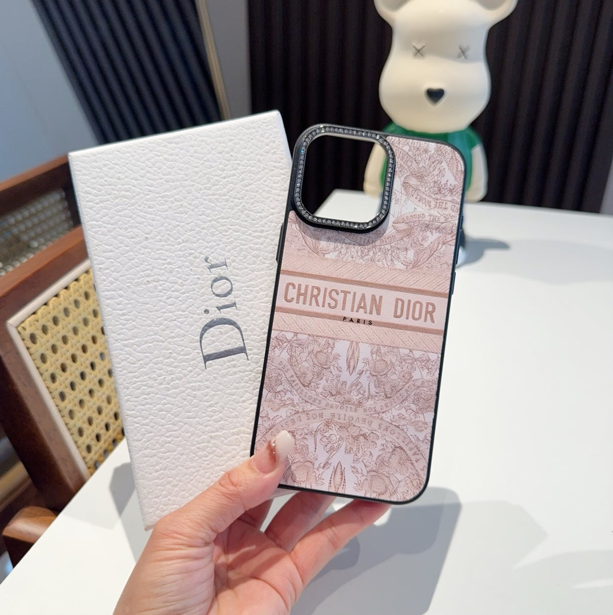 Scenic Print Phone Case with Lettered Band