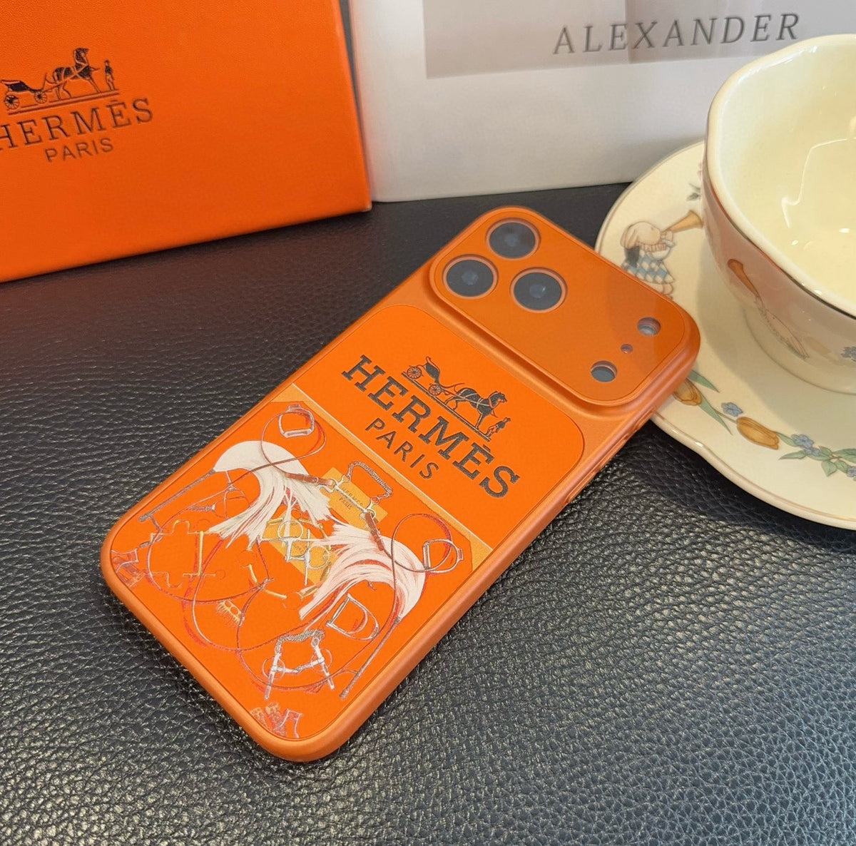 Funda para teléfono con estampado de arnés ecuestre