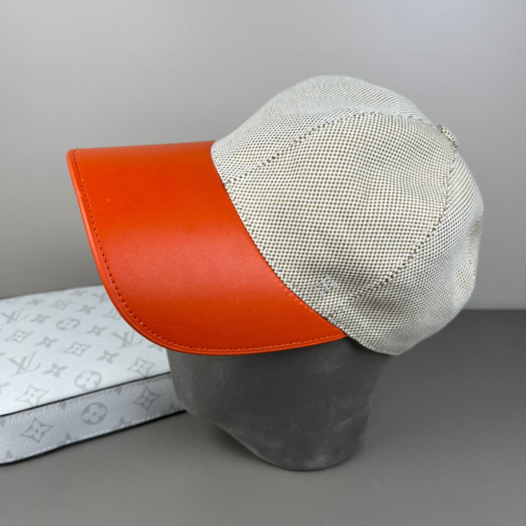 Contrast Brim H-Motif Baseball Cap