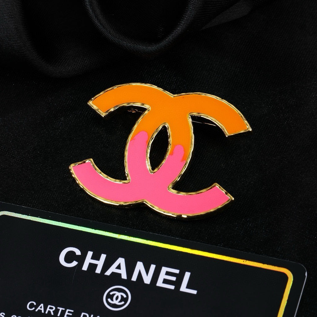 Two-Tone Color-Inlay Emblem Brooch