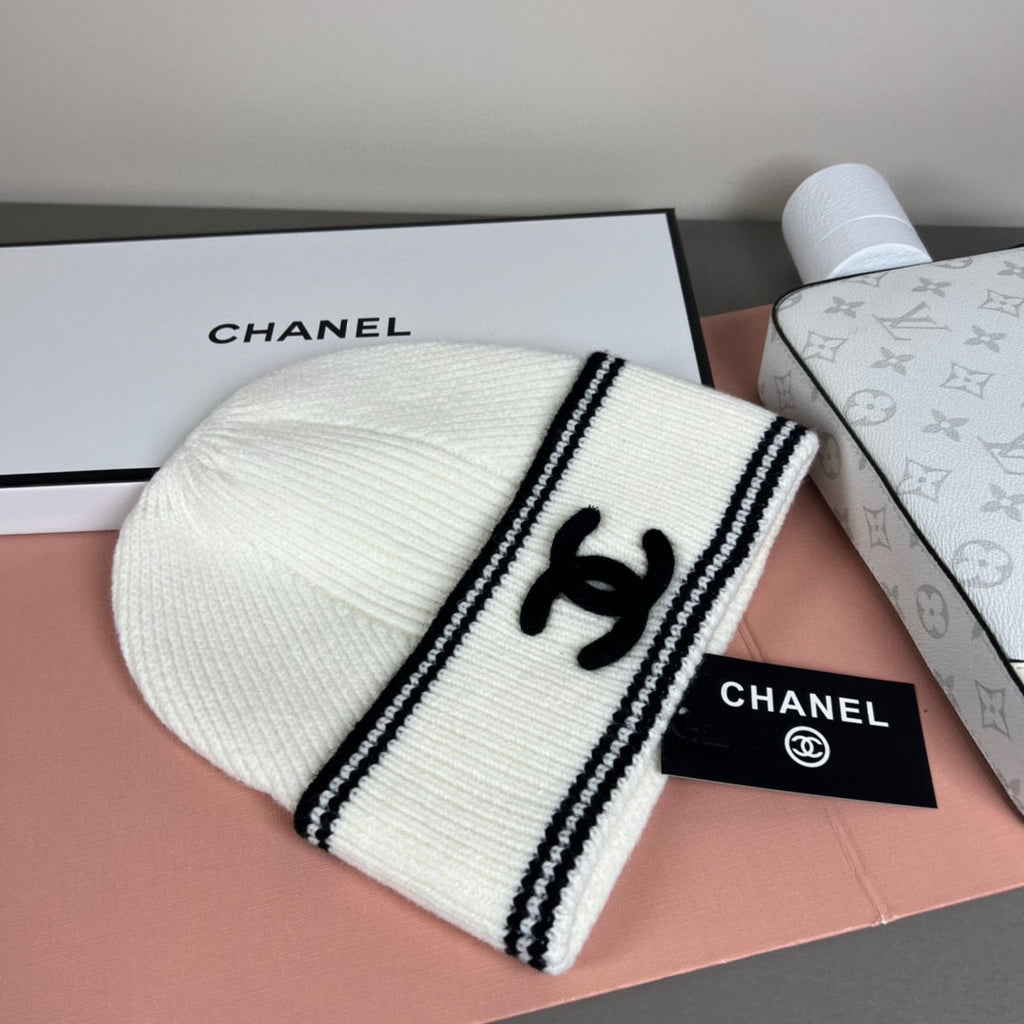 Striped Knit Bucket Hat