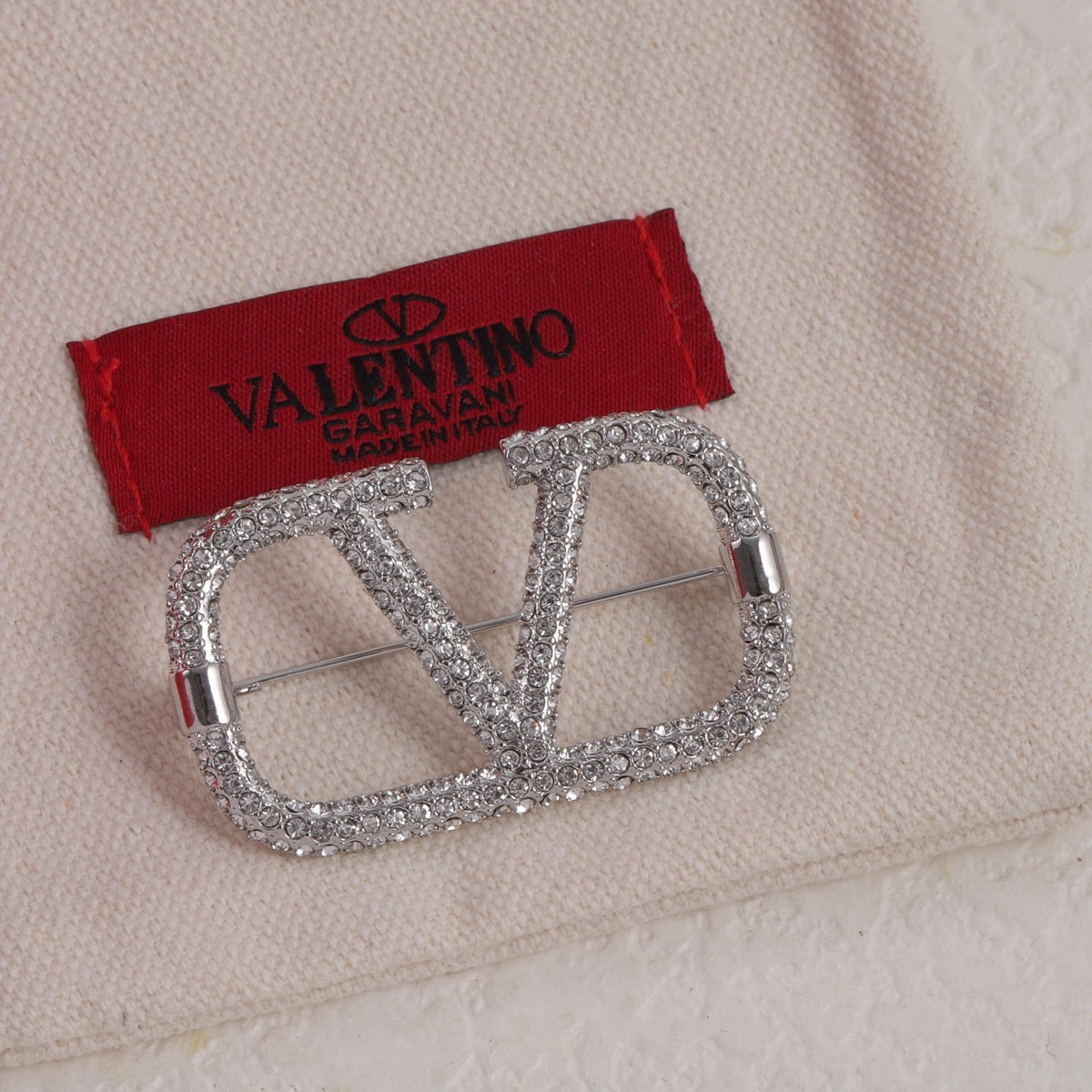 Pave V-Motif Frame Brooch