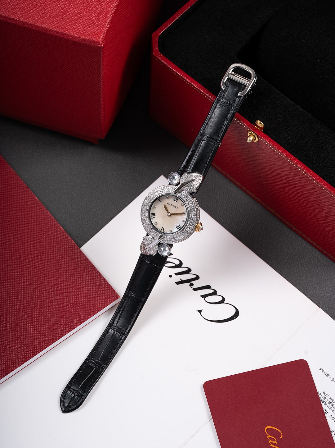 Leaf-Accent Crystal Strap Watch - Silver / Black / Gold Hands