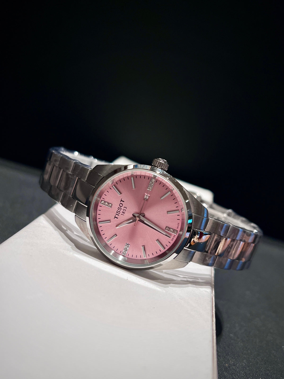 34mm Pink Dial Quartz Bracelet Watch - Silver / Pink