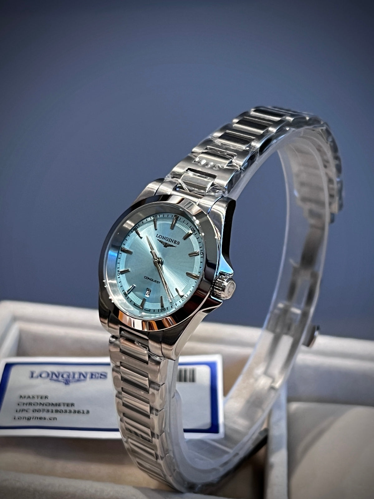30mm bracelet watch detail