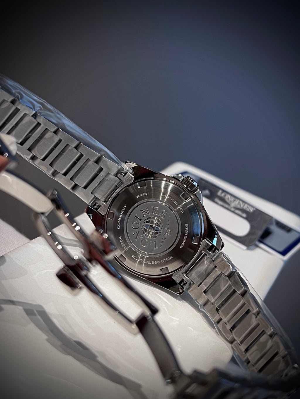 30mm bracelet watch detail