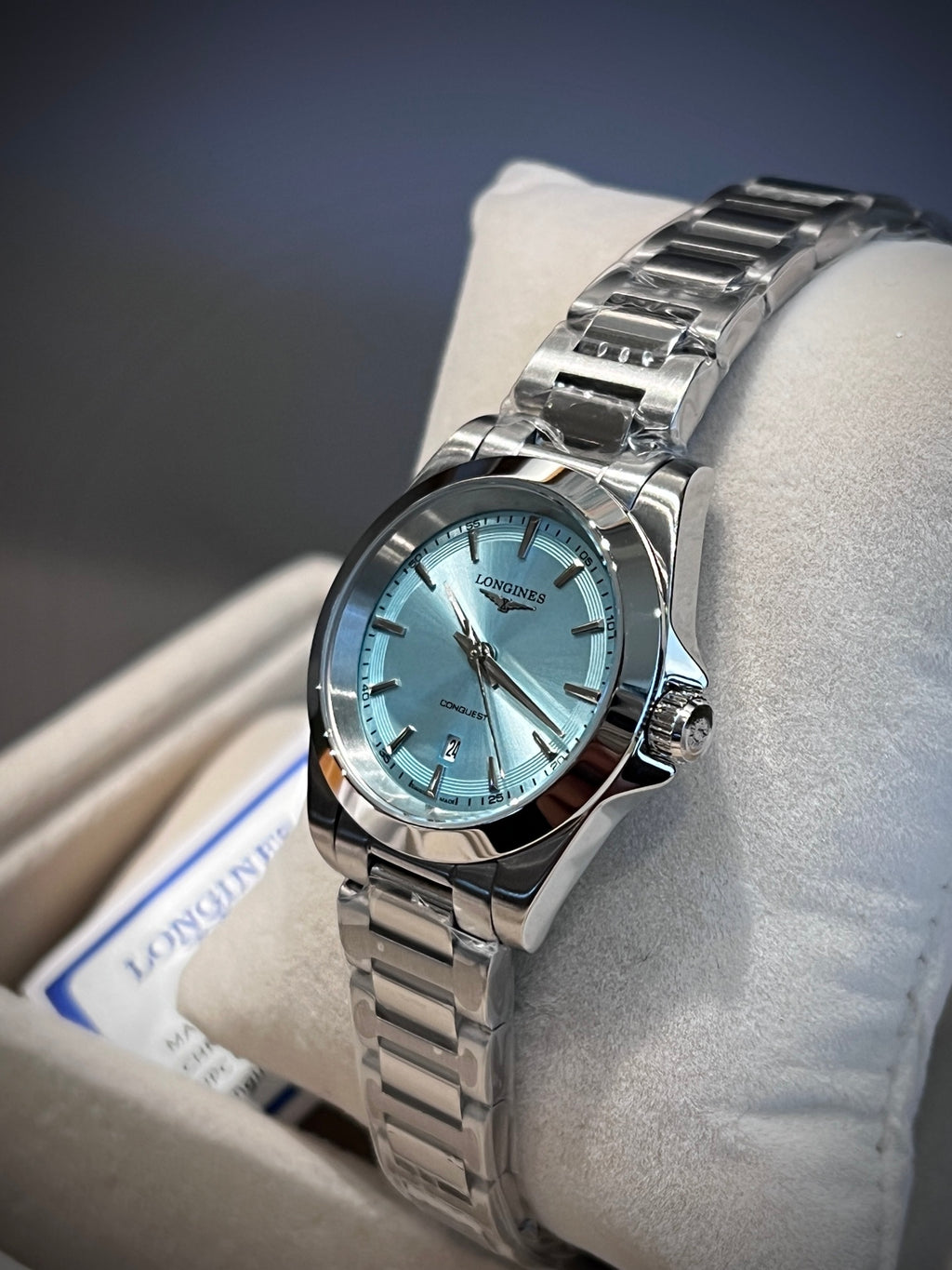 30mm bracelet watch detail