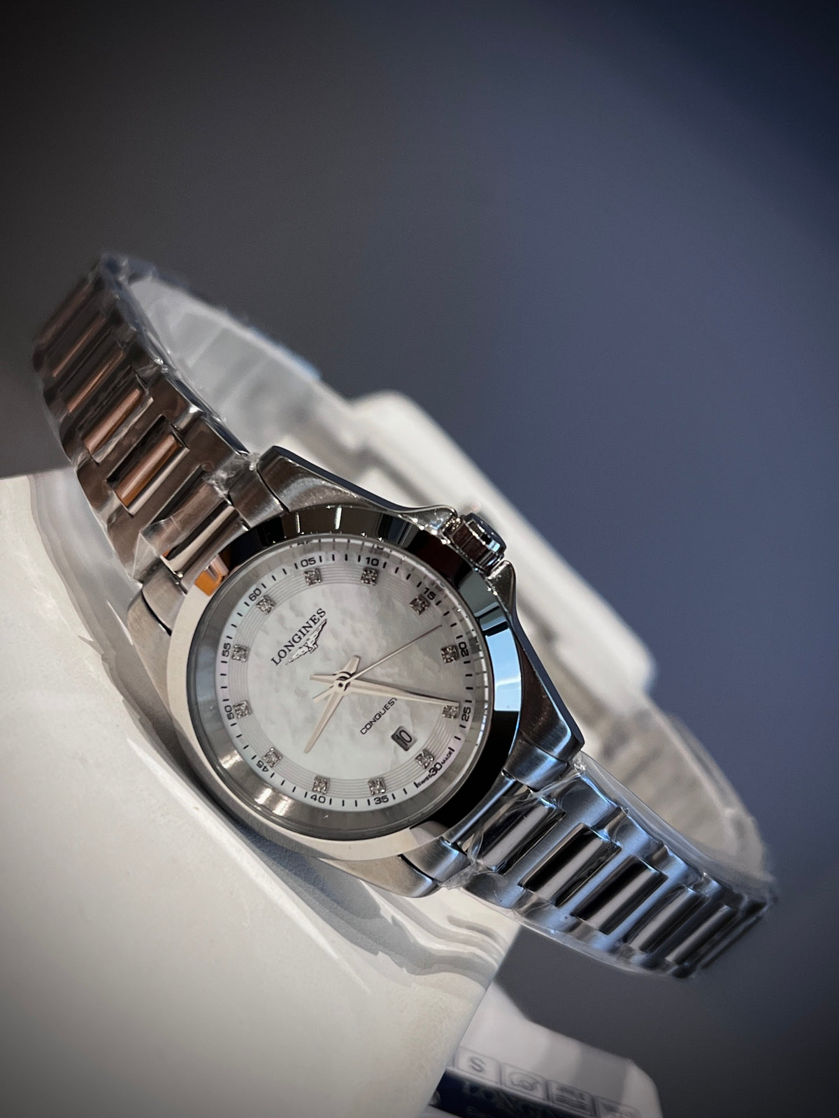 30mm bracelet watch detail