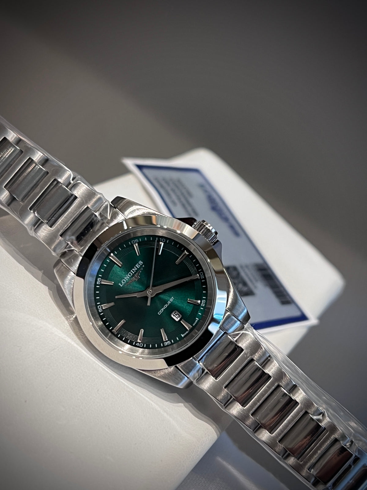30mm bracelet watch detail