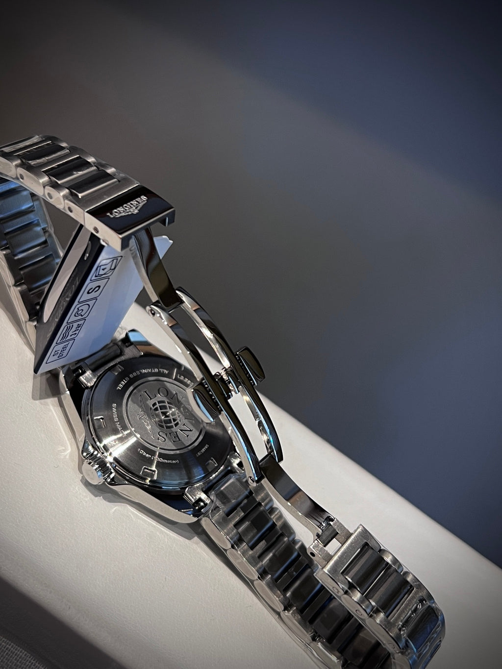 30mm bracelet watch detail