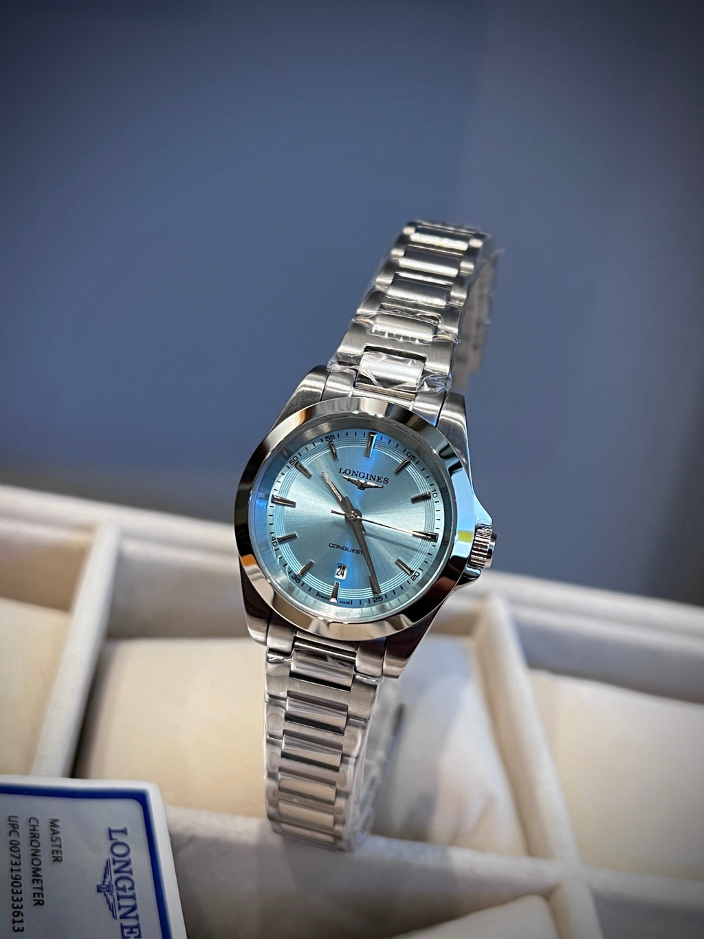 30mm bracelet watch detail