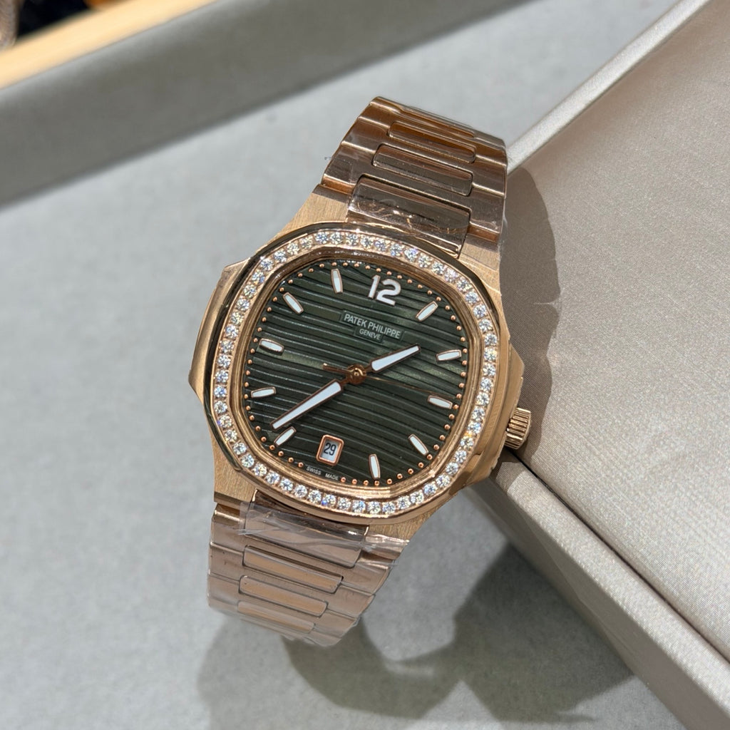 35 mm gold-tone watch - Forest Green - crystal-set bezel