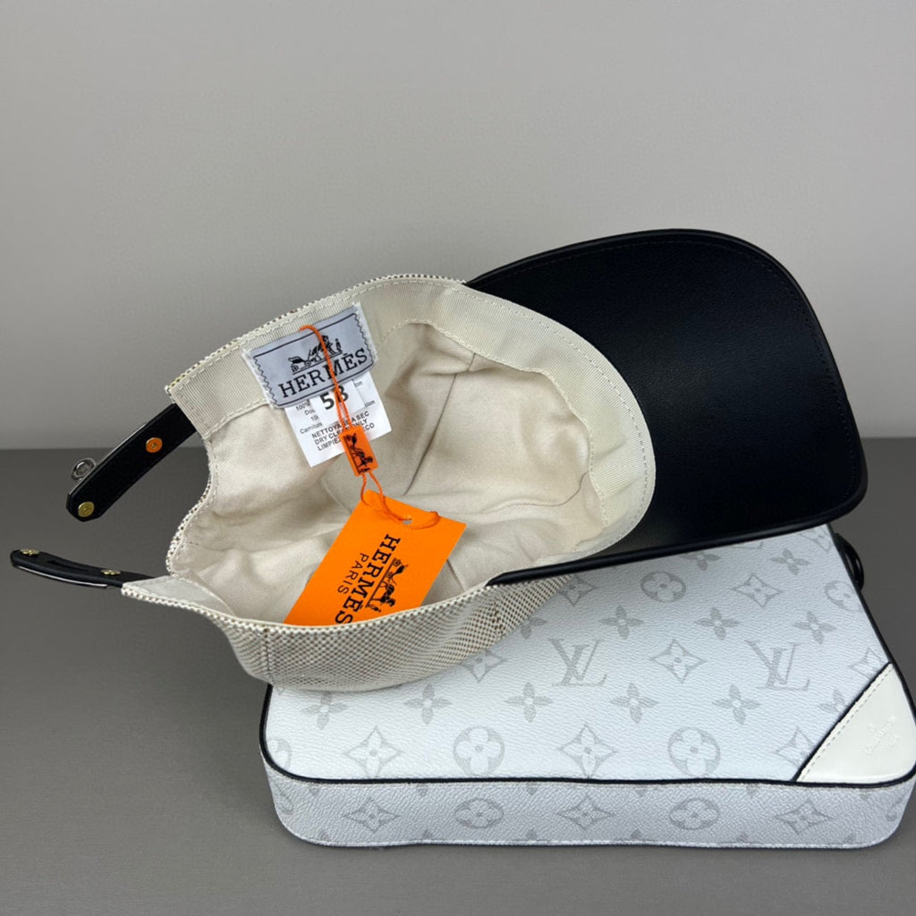 Contrast Brim H-Motif Baseball Cap