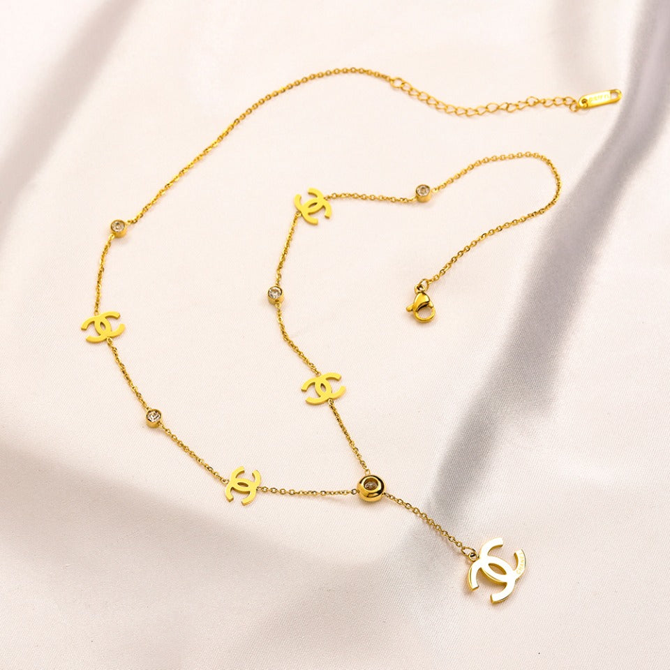 304 Stainless Steel Interlocking-C & Open-Circle Station Necklace