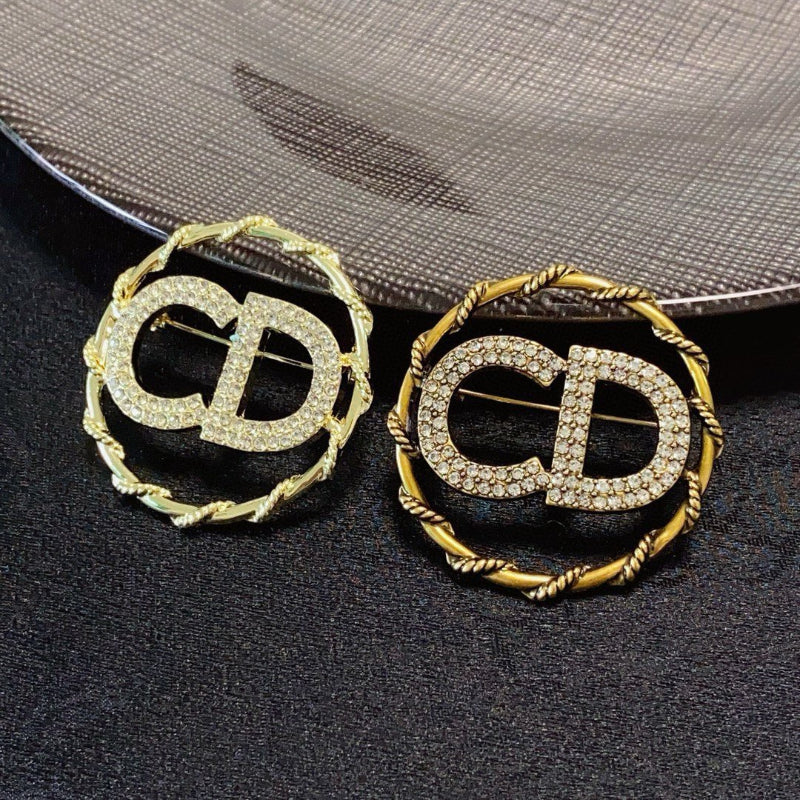 Twisted Round Frame Letter Brooch