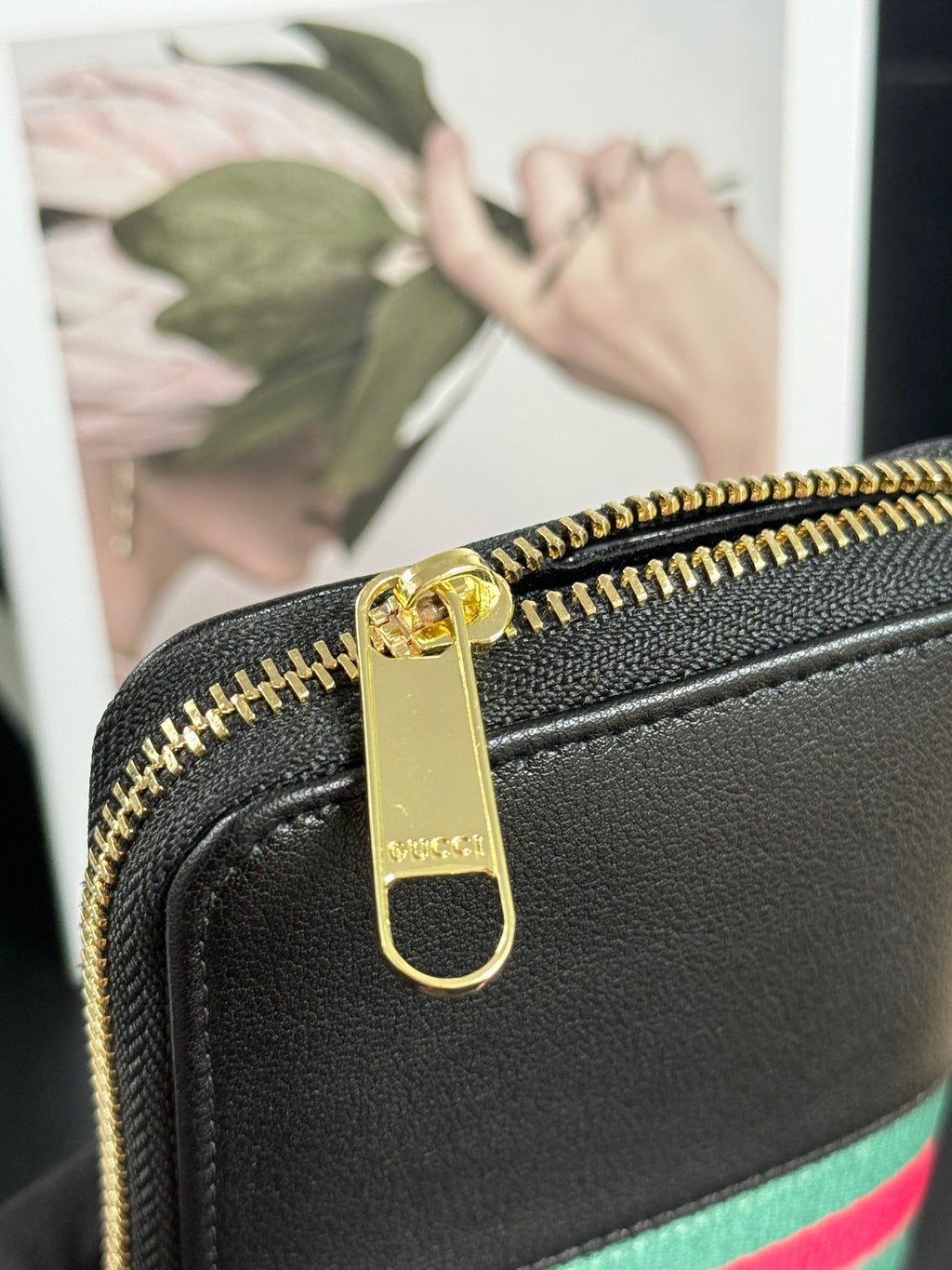 Cartera larga Monogram Stripe 010