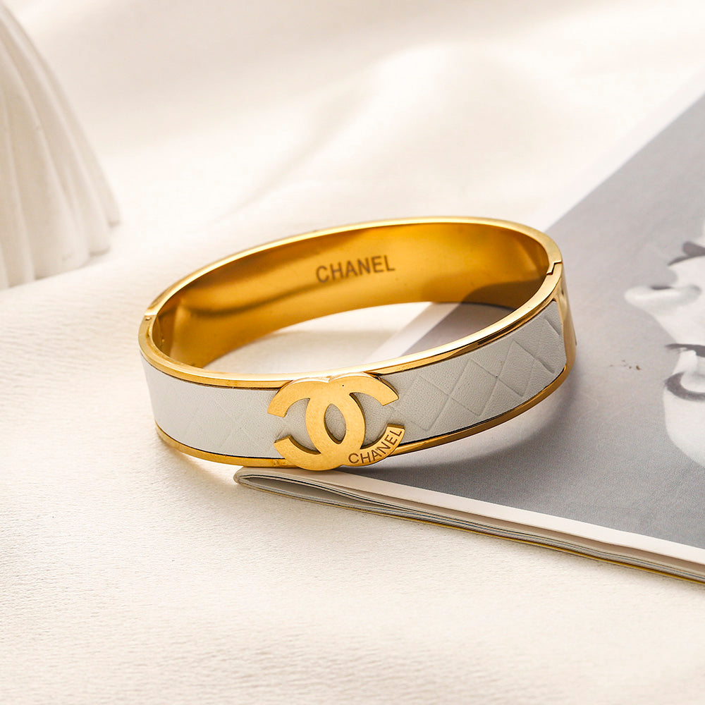 304 Stainless Steel Color-Inlay Interlocking-C Band Bracelet