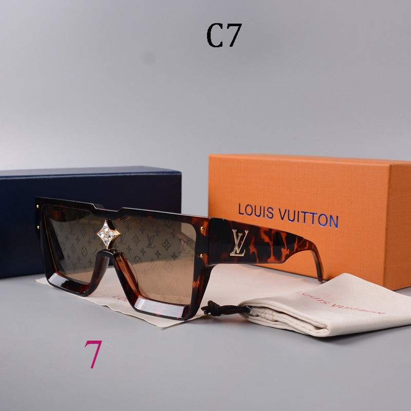 Flat-Top Square Sunglasses with Star Bridge Detail