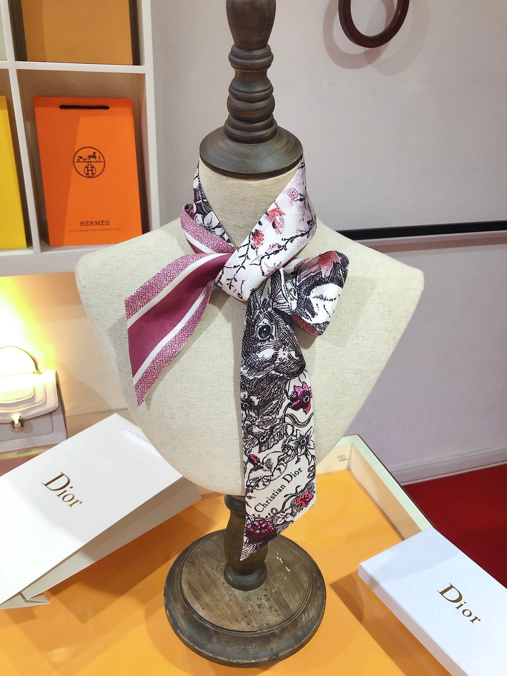 Scenic Print & Lettering Ribbon Scarf - 5 x 120 cm
