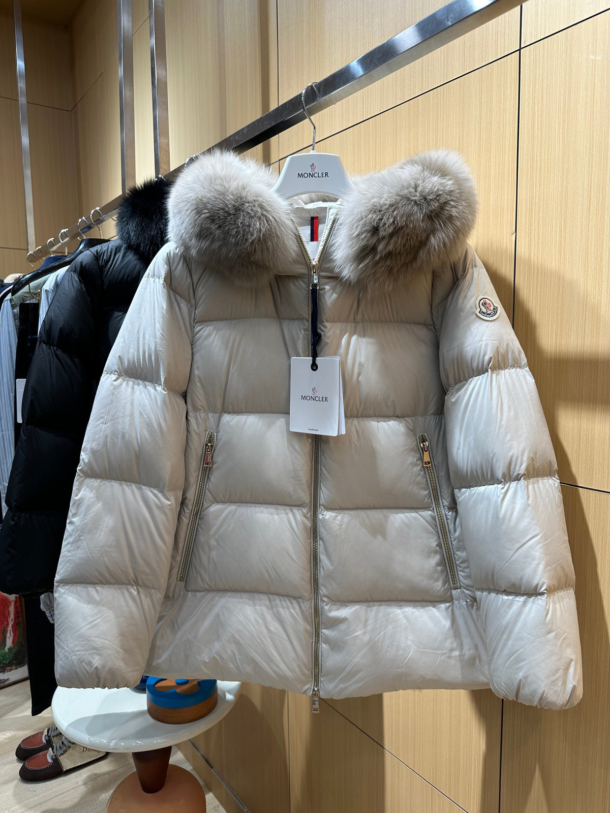 Women's Fur-Collar Hooded Down Puffer Jacket - Cream