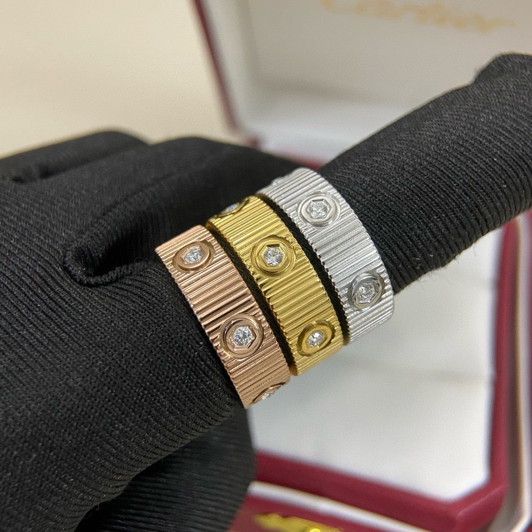 Ribbed Wide Band Ring with Bezel-Set Stone Accents