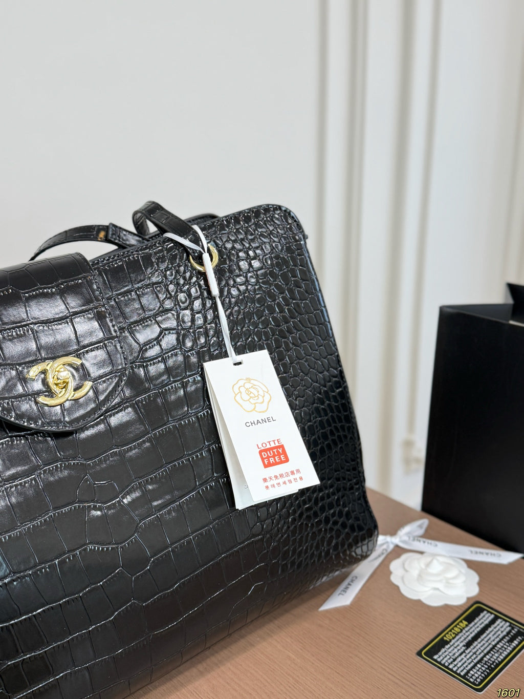Croc-Embossed Large Flap Shoulder Tote — view 11