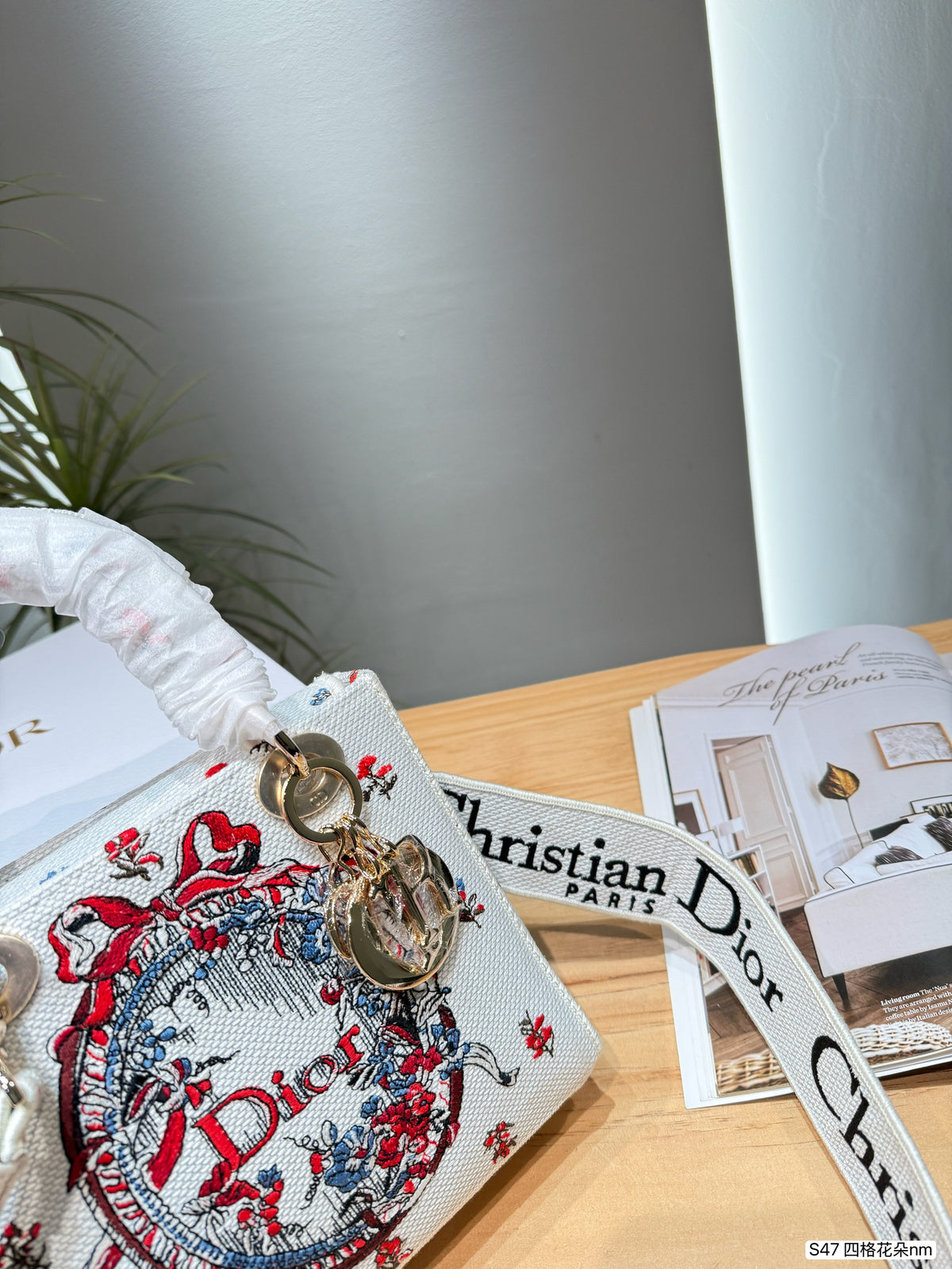 White Floral Embroidered Top-Handle Bag — view 1