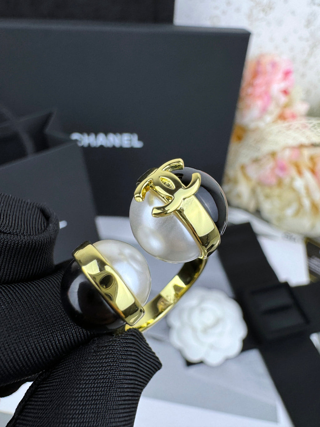 Open Ring with Contrasting Bead Ends