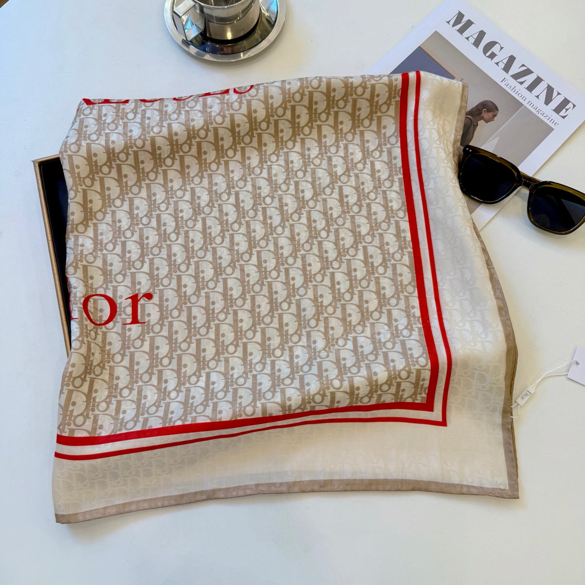 Foulard carré à monogramme et bordure rayée – 90 x 90 cm